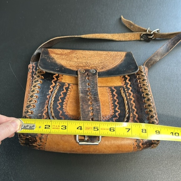 Vintage Artisan Handtooled‎ Leather Purse from Mexico Buckle Close 9” x 8 “ - Picture 13 of 16